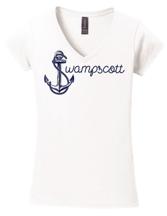 64V00L MT Town S Anchor Softstyle Wmn's V-Neck Tee